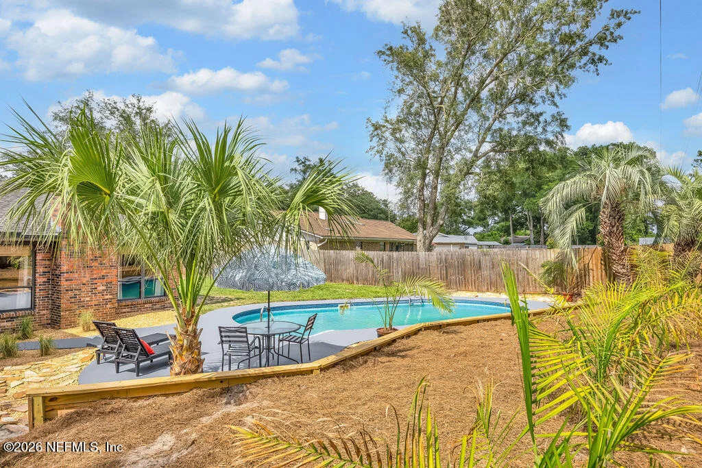 Photo of 2275 FOXWOOD Drive