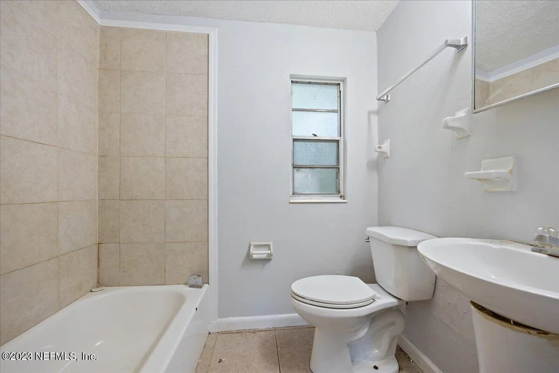 Photo of 8593 DARLINGTON Drive