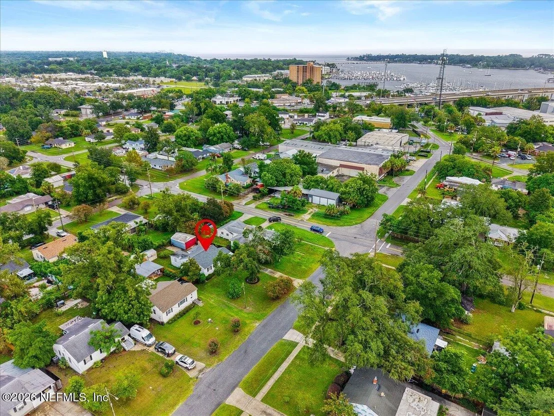Photo of 4511 CAMBRIDGE Road