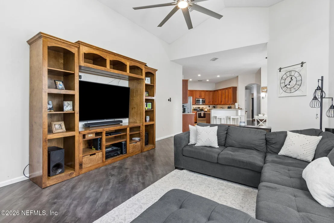 Photo of 3738 CARDINAL OAKS Circle