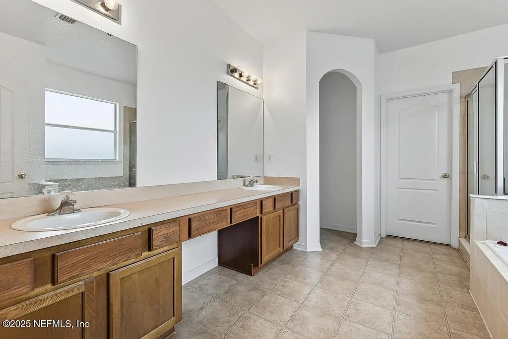 Photo of 12418 TROPIC Drive