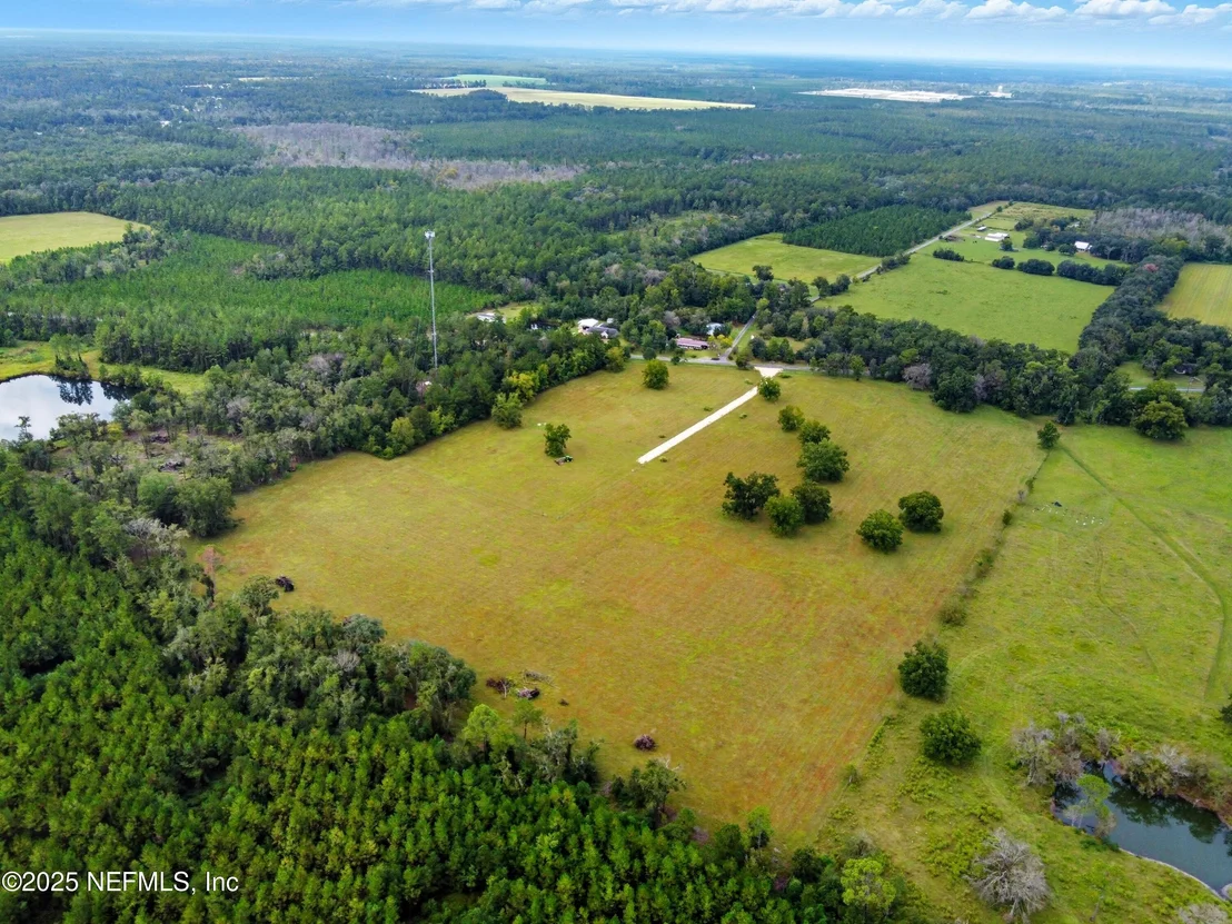 Photo of 11242 HOGAN Road