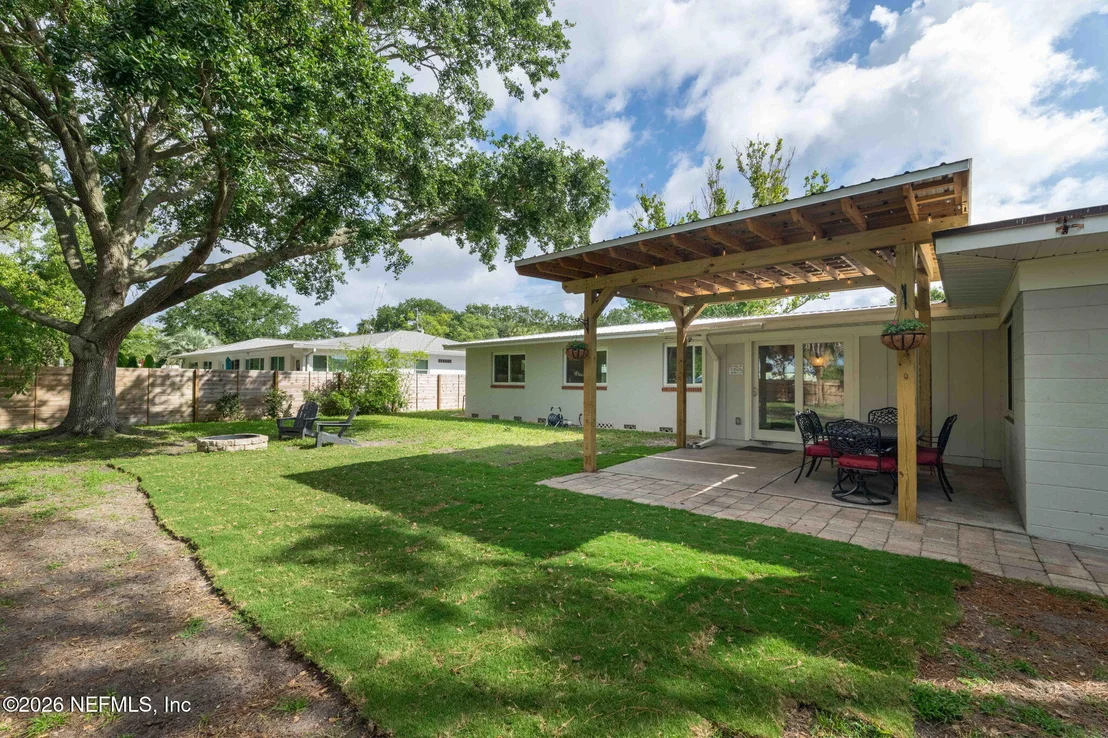 Photo of 406 ARREDONDO Avenue