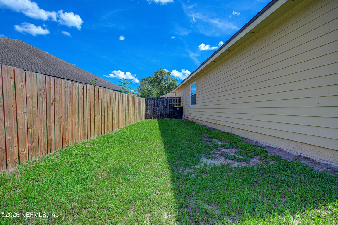 Photo of 7975 MACINNES Drive