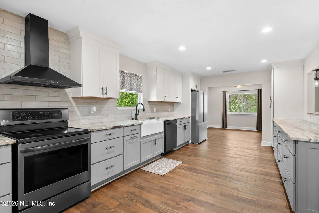 Photo of 4072 SCENIC Drive