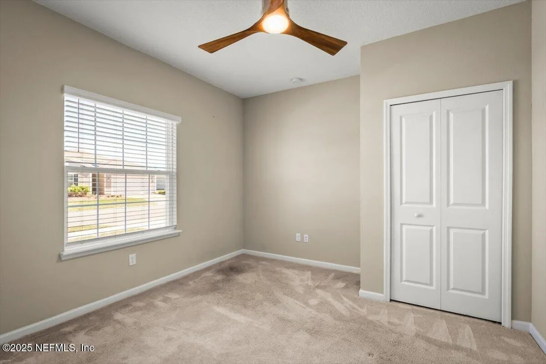 Photo of 9486 LOVAGE Lane