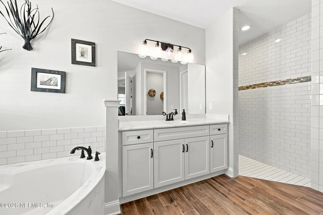Photo of 322 SILVERLEAF VILLAGE Drive