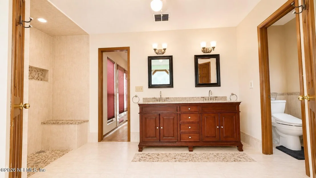 Photo of 3034 NAUTILUS Road