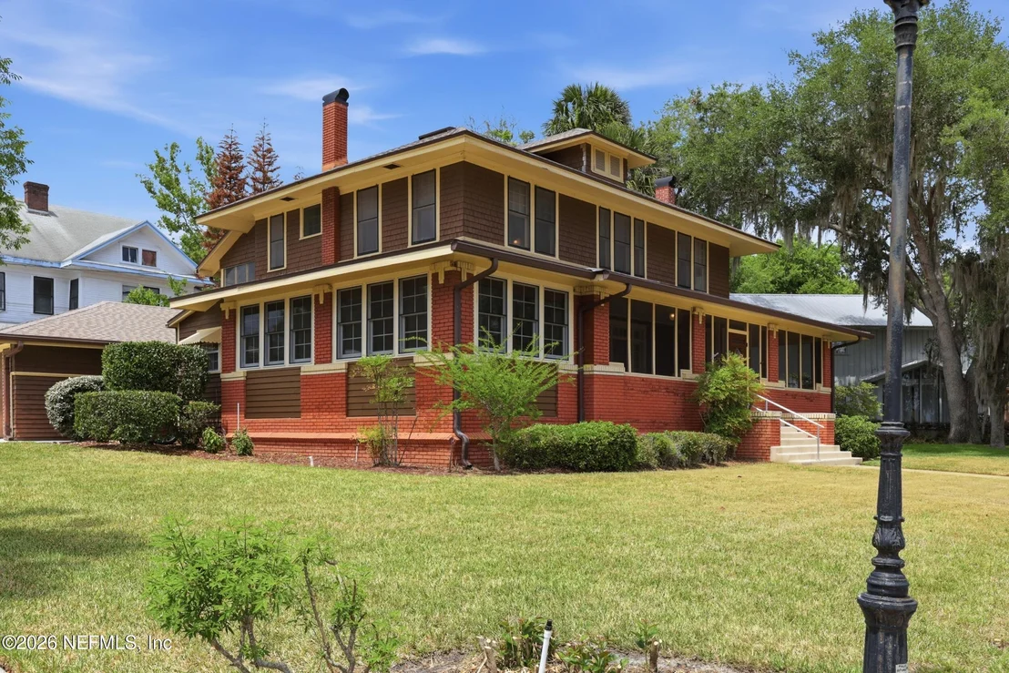 Photo of 520 RIVER Street
