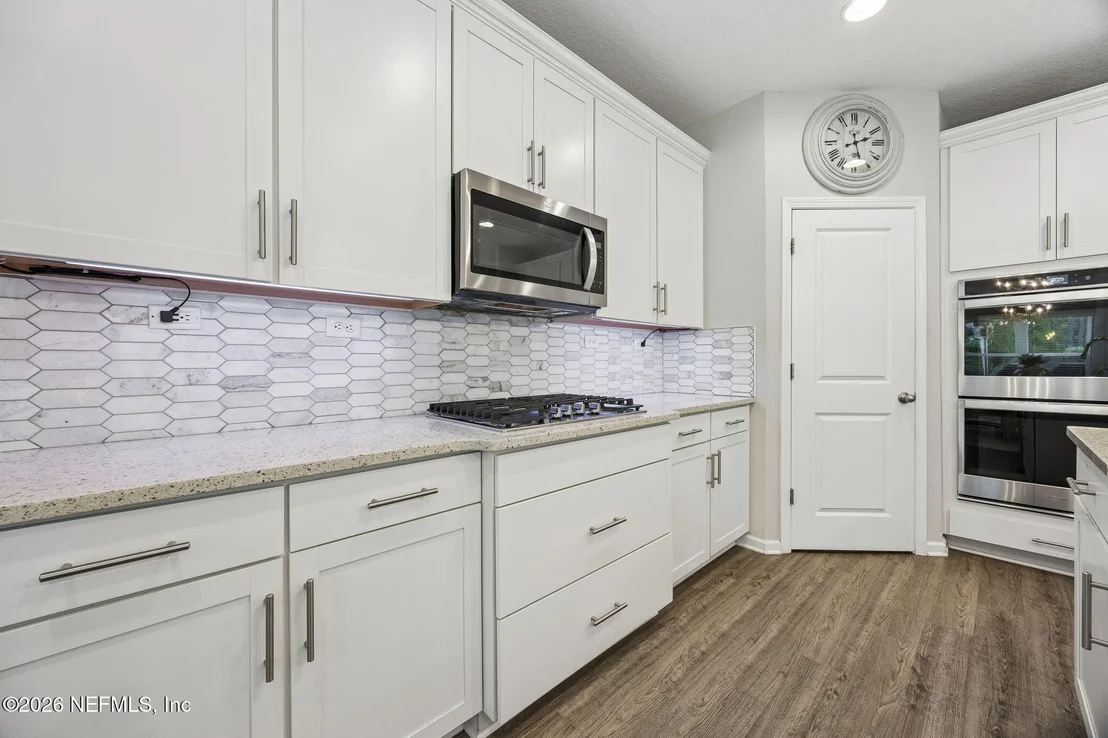 Photo of 317 HOLLY FOREST Drive