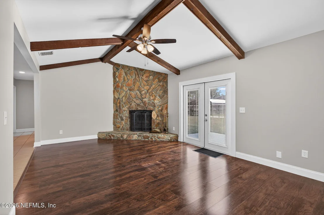 Photo of 8294 COLLINS Road