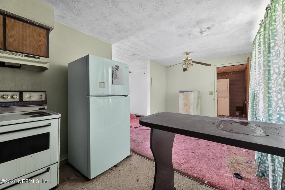 Photo of 4915 CHIVALRY Drive