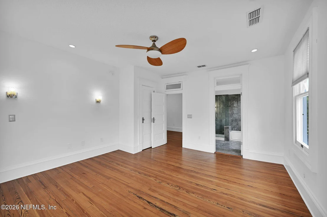 Photo of 3002 RIVERSIDE Avenue