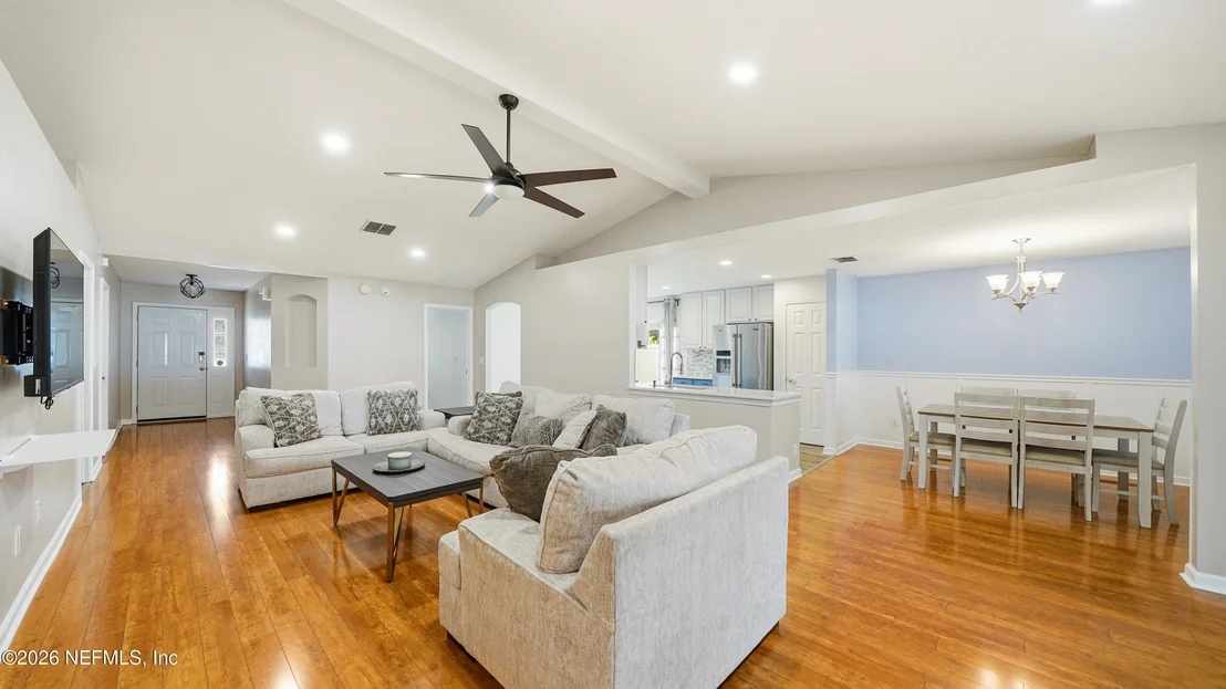 Photo of 1272 SOARING FLIGHT Way
