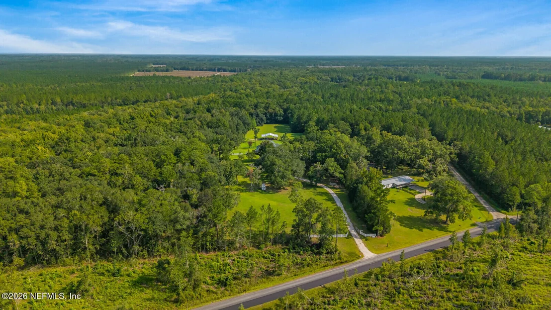Photo of 46171 SAULS Road
