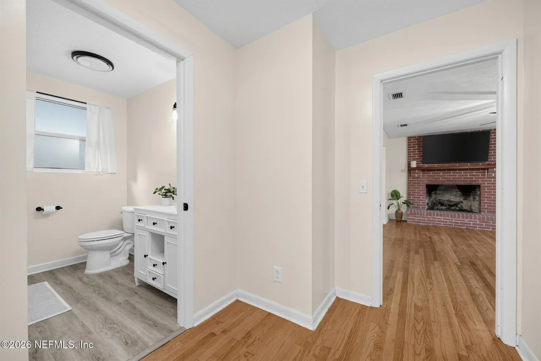 Photo of 450370 STATE ROAD 200