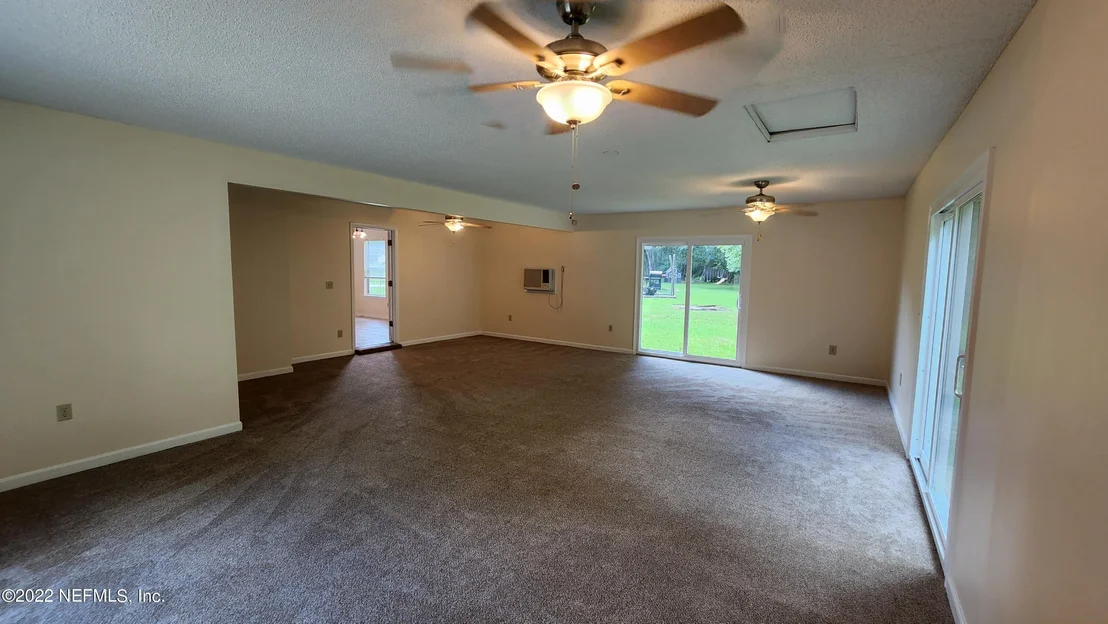 Photo of 1686 SANDY HOLLOW Loop