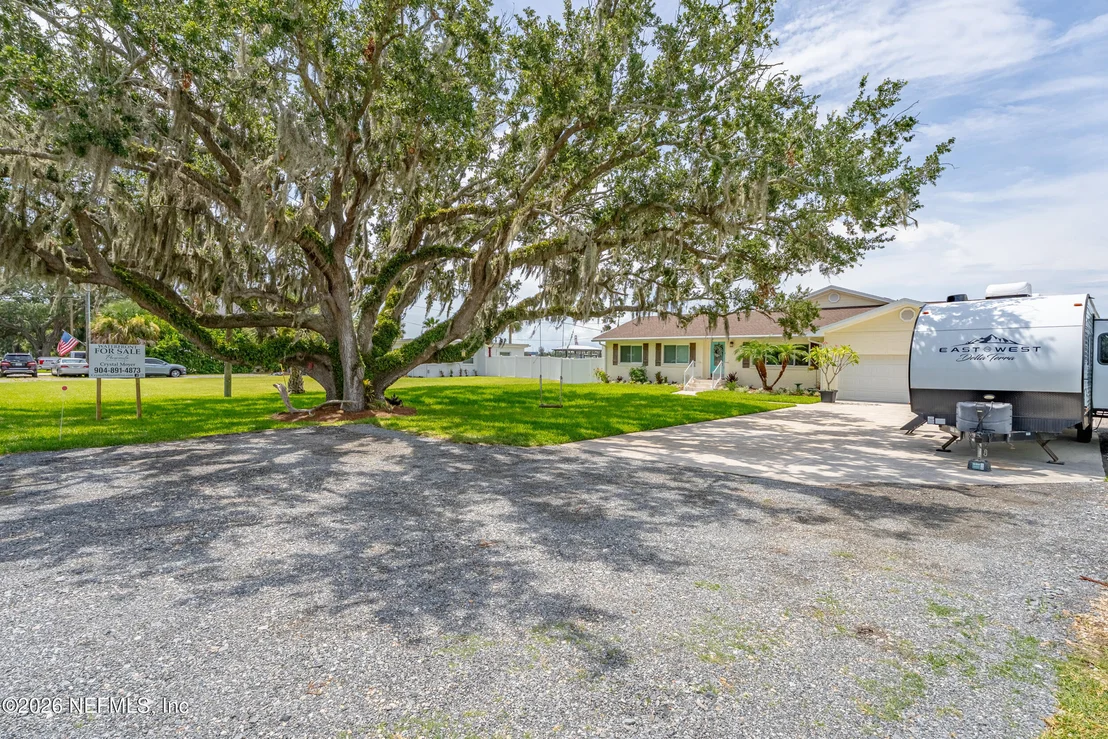 Photo of 5392 HECKSCHER Drive