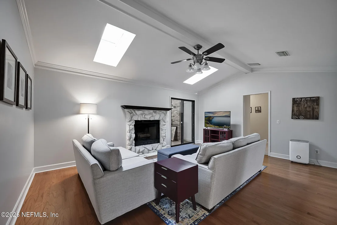 Photo of 9662 TRENDLE Lane
