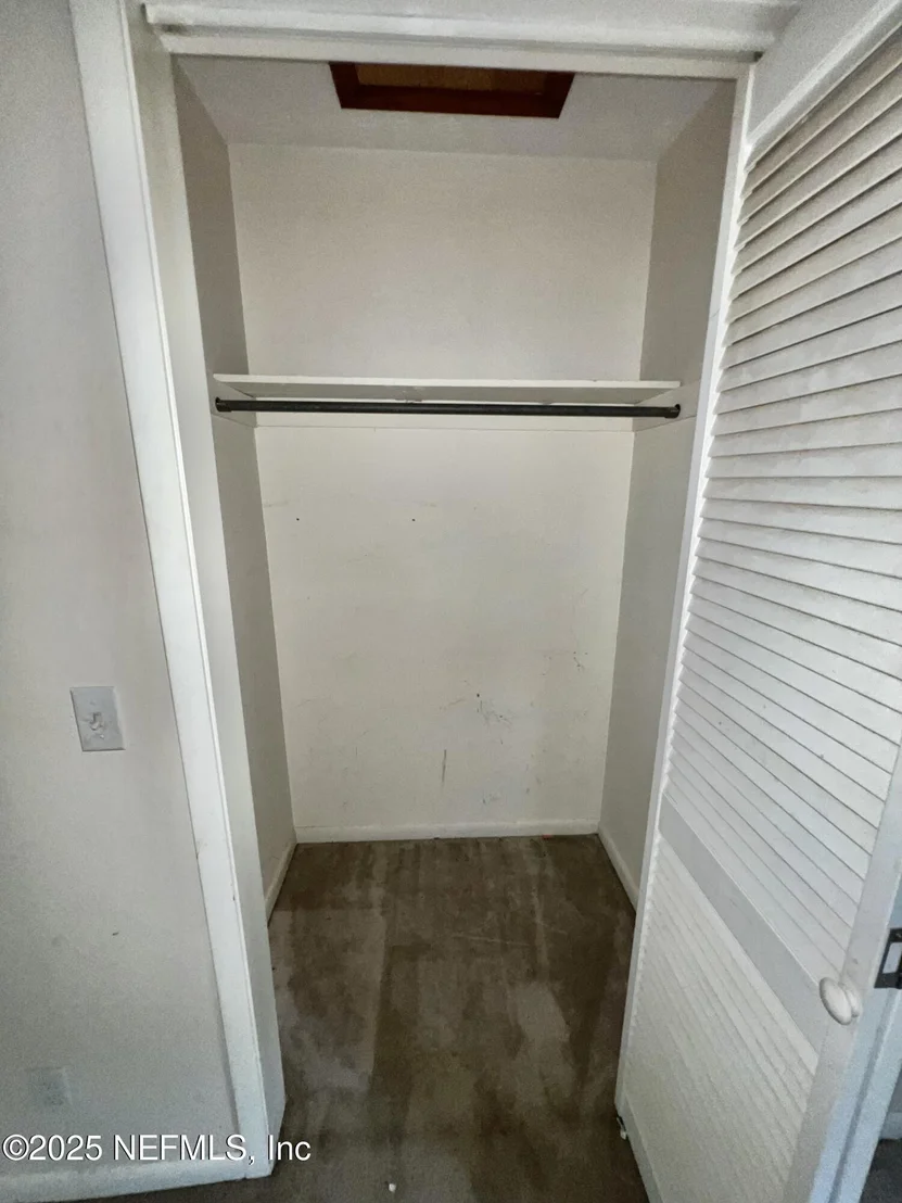 Photo of 2731 HOWARD Road