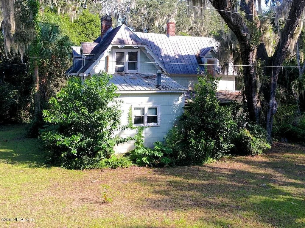 Photo of 595 W RIVER Road