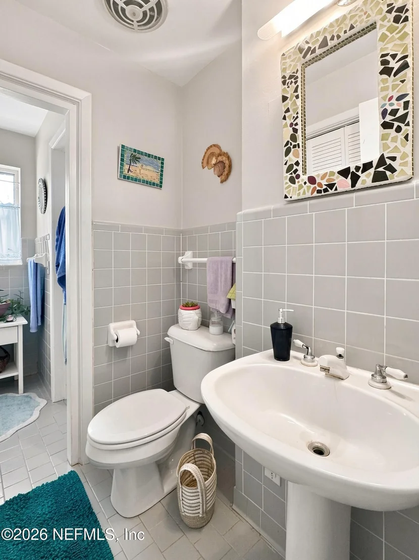 Photo of 2304 RANDY Road