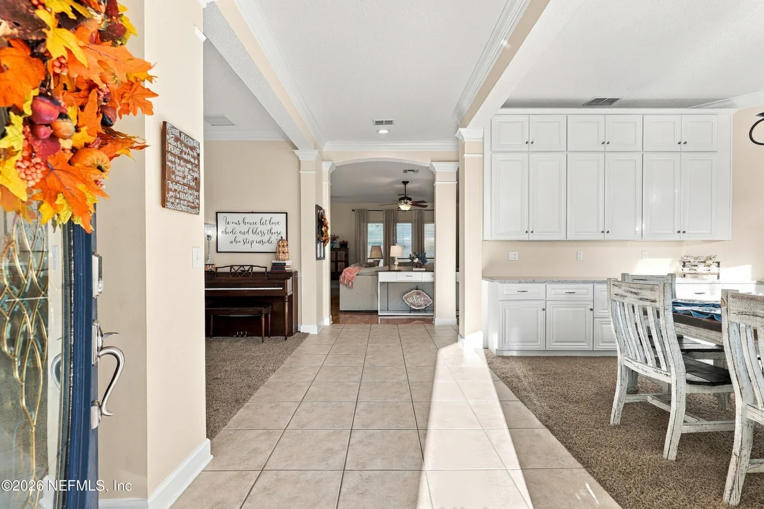 Photo of 424 HUCKLEBERRY Trail