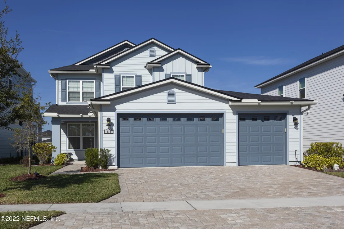 Photo of 814 SILVER PINE Drive