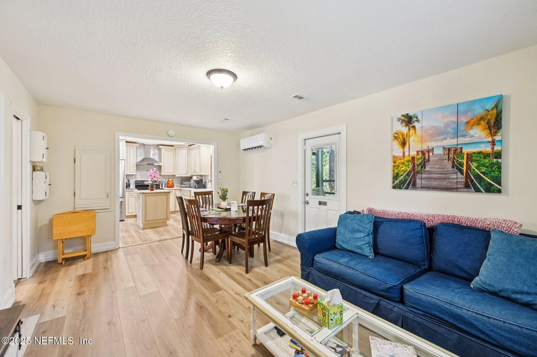 Photo of 1265 WHISPERING PINES Road