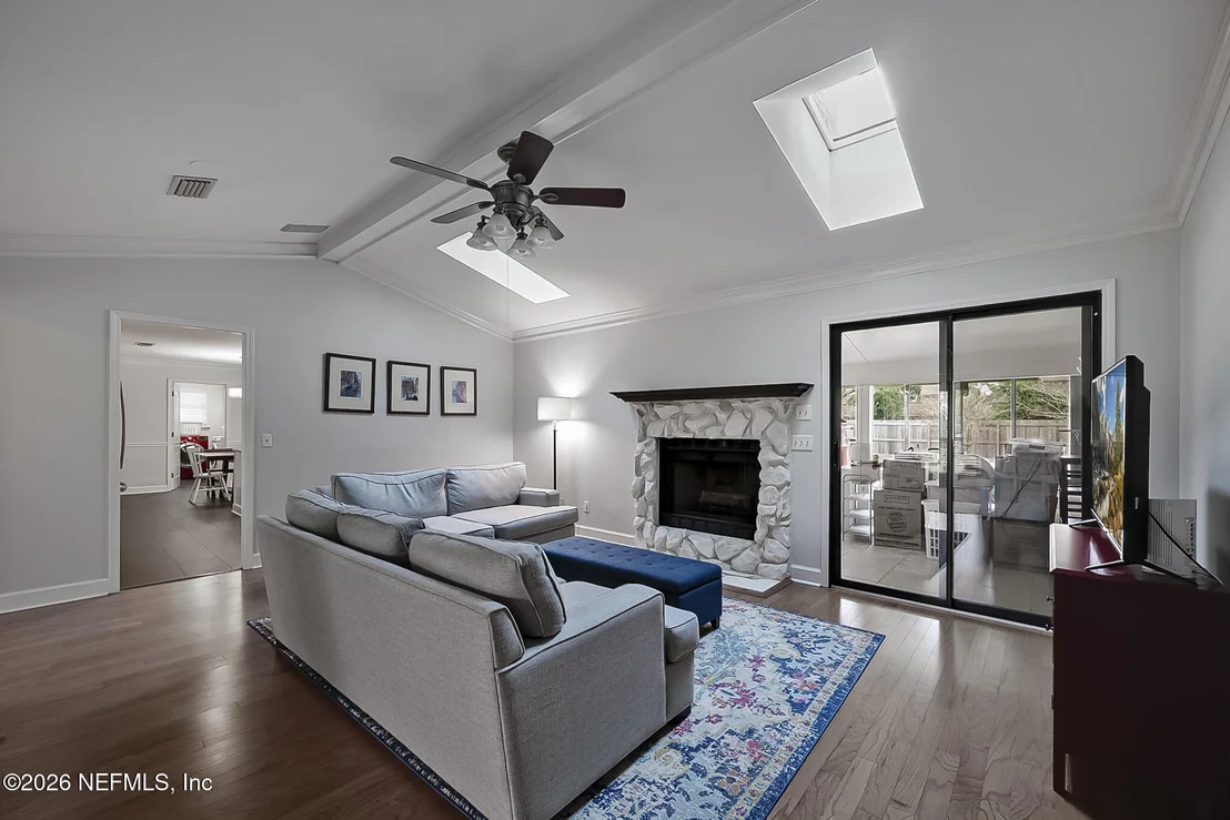 Photo of 9662 TRENDLE Lane