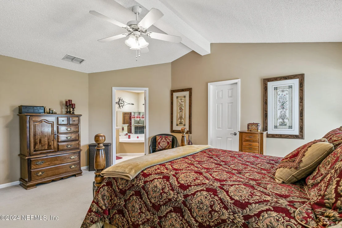 Photo of 128 IVY LAKES Drive