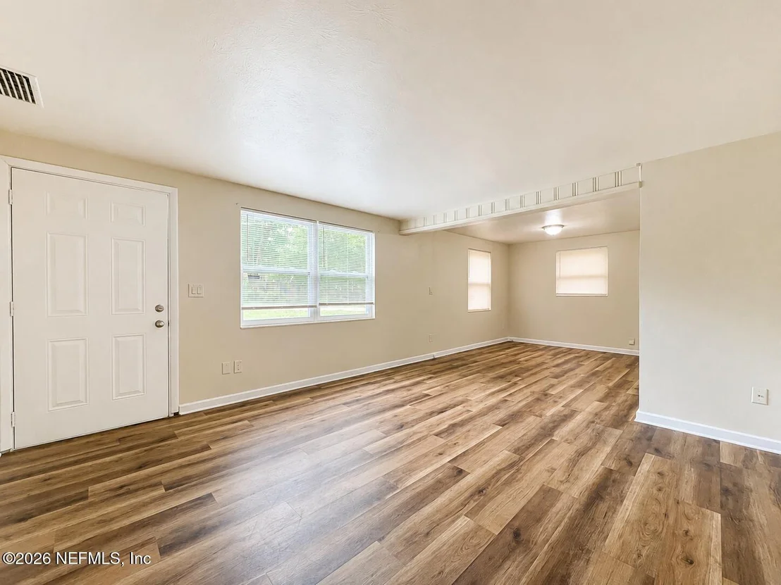 Photo of 6009 VERDES Road