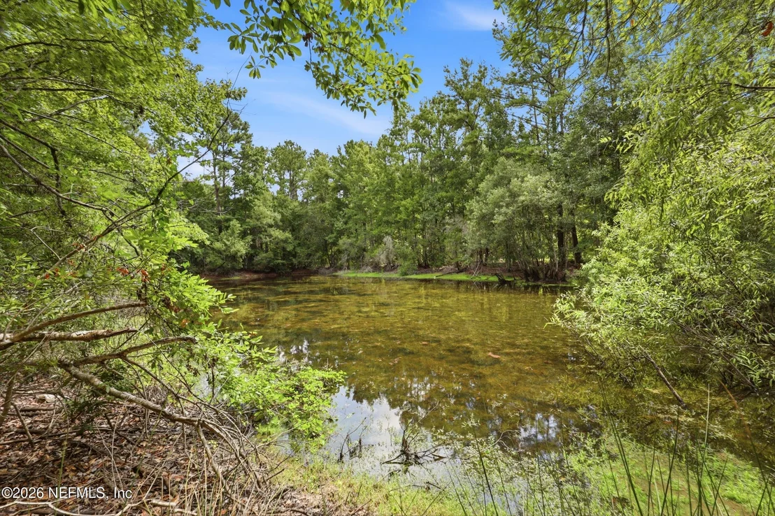 Photo of 143 PINE TREE Road