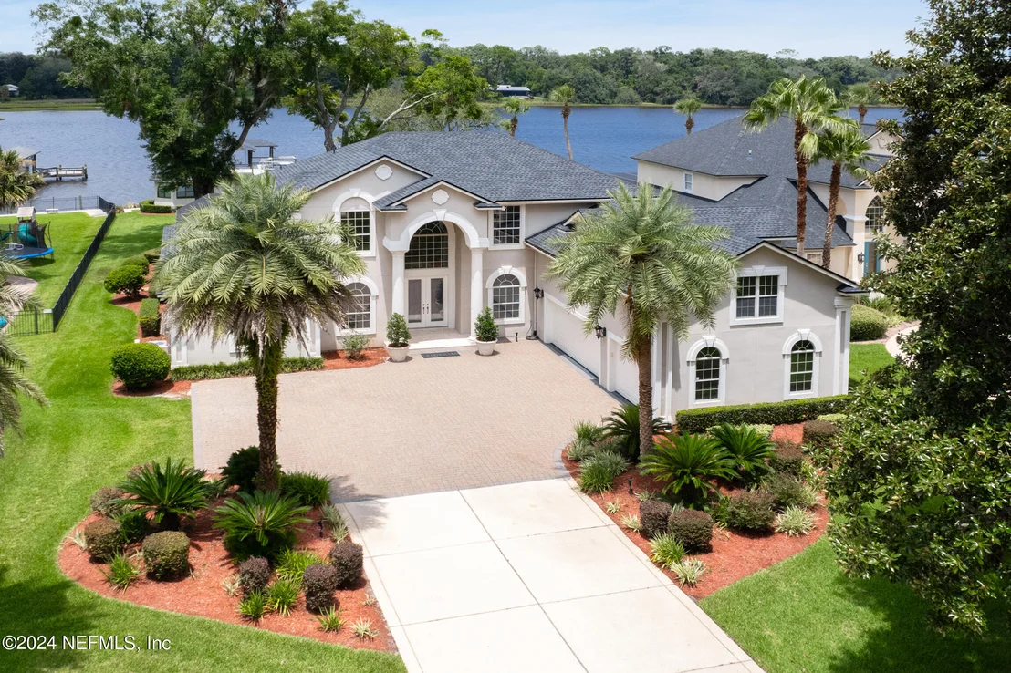 Photo of 1119 CEDAR BAY Road