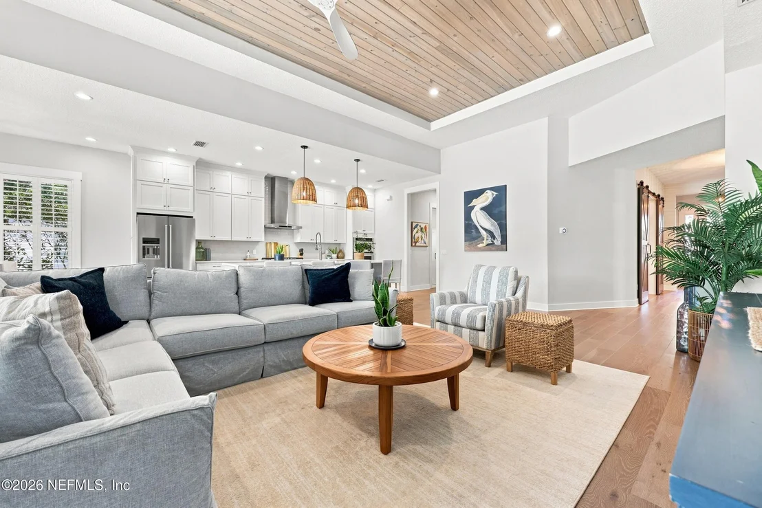 Photo of 220 PINE HAVEN Drive