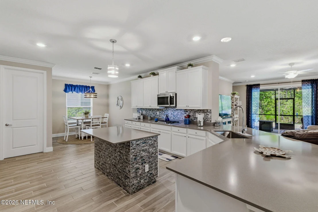 Photo of 75225 WHITE RABBIT Avenue