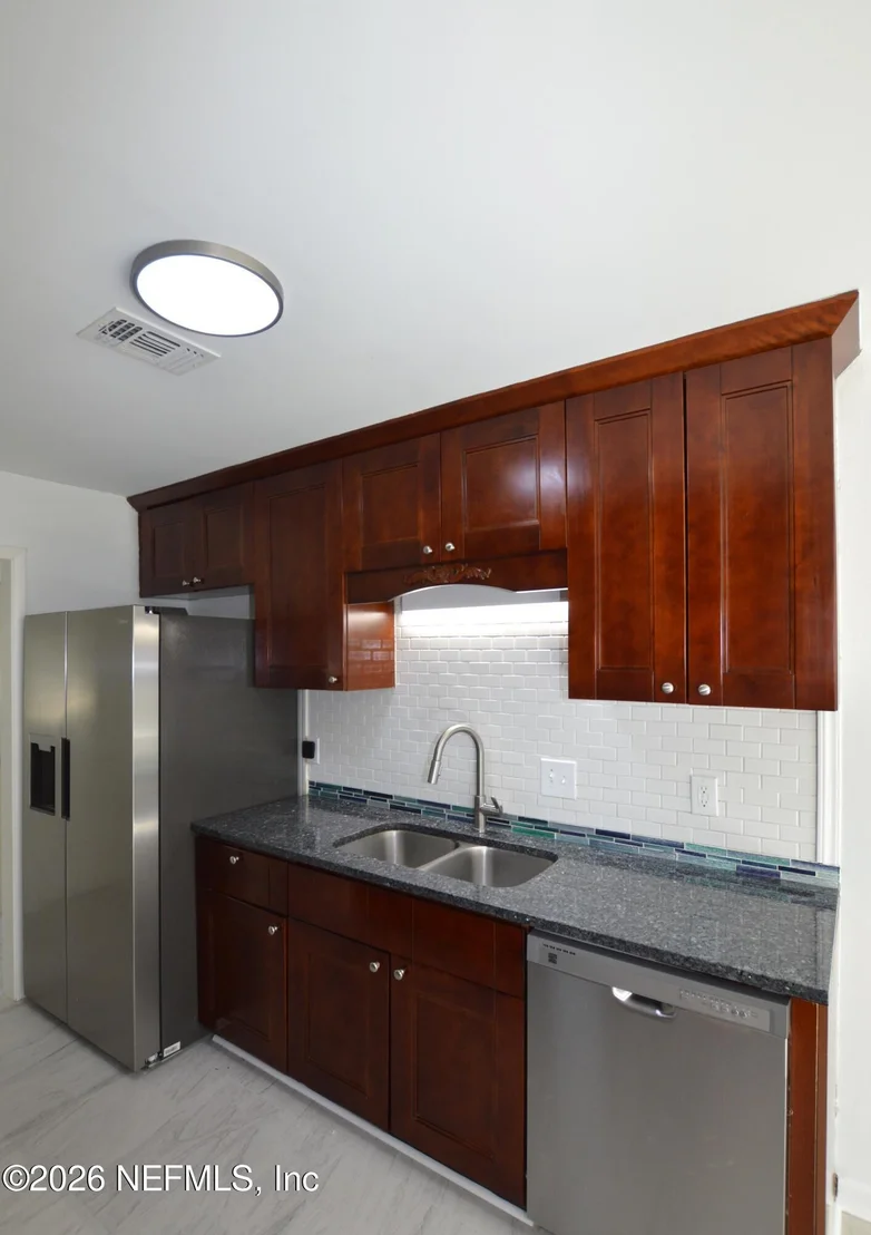 Photo of 2045 DERRINGER Road