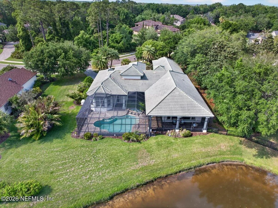 Photo of 161 N RIVER Drive
