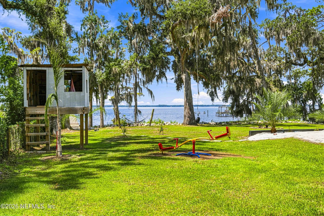Photo of 120 RUSTIC OAKS Lane