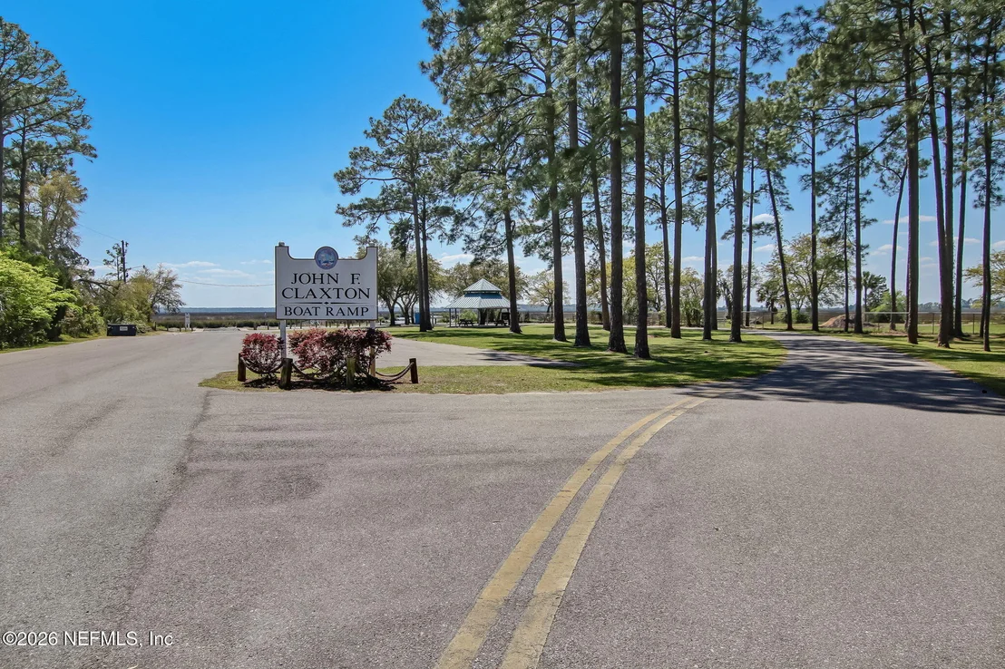 Photo of 1293 CLAXTON Road