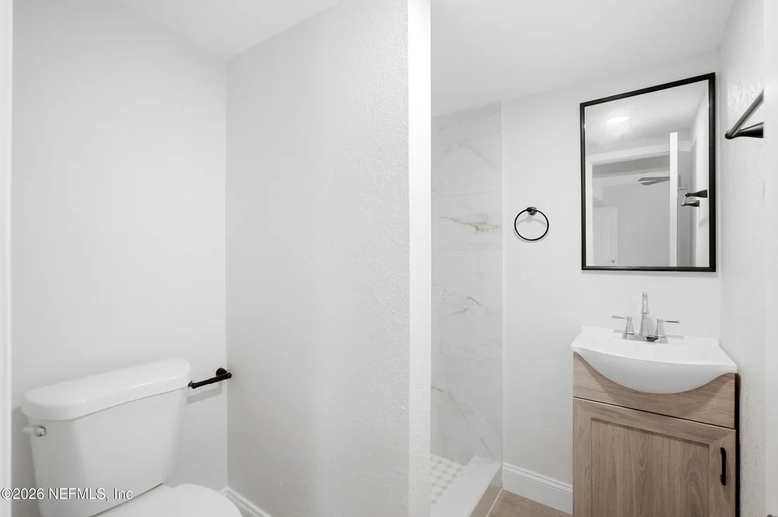 Photo of 4802 LOUISA Terrace