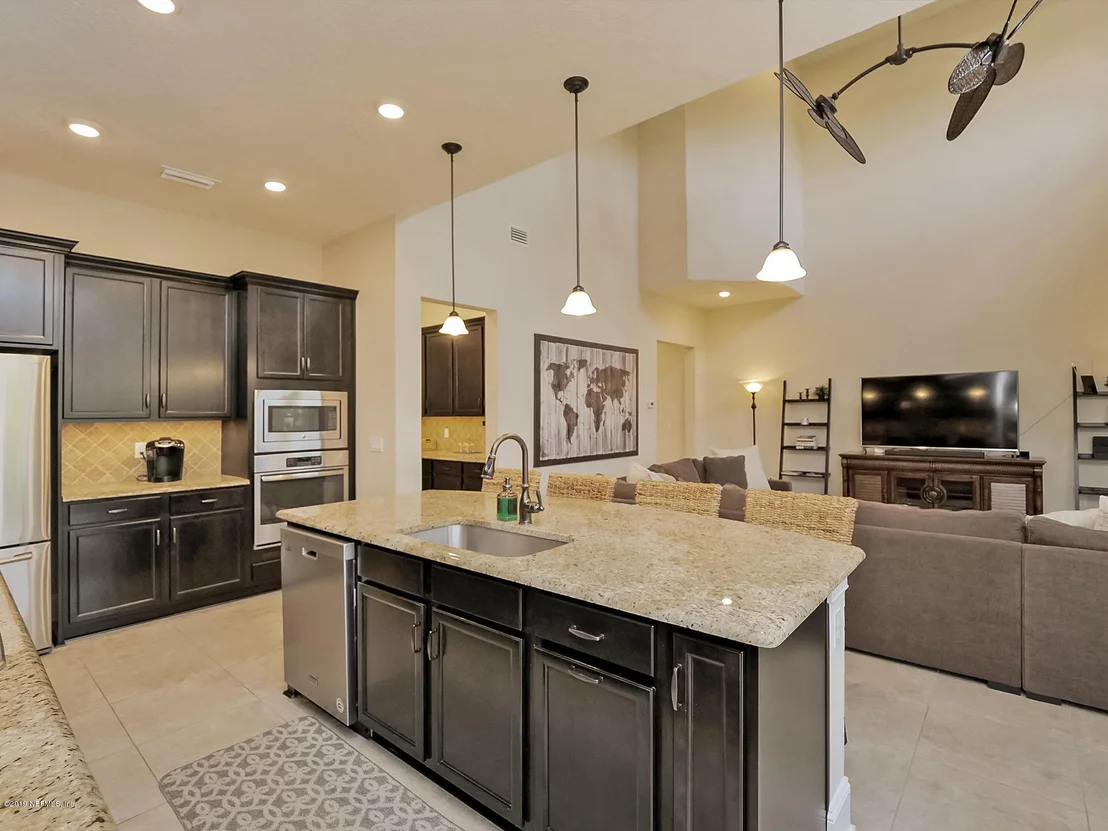 Photo of 383 EAGLE ROCK Drive