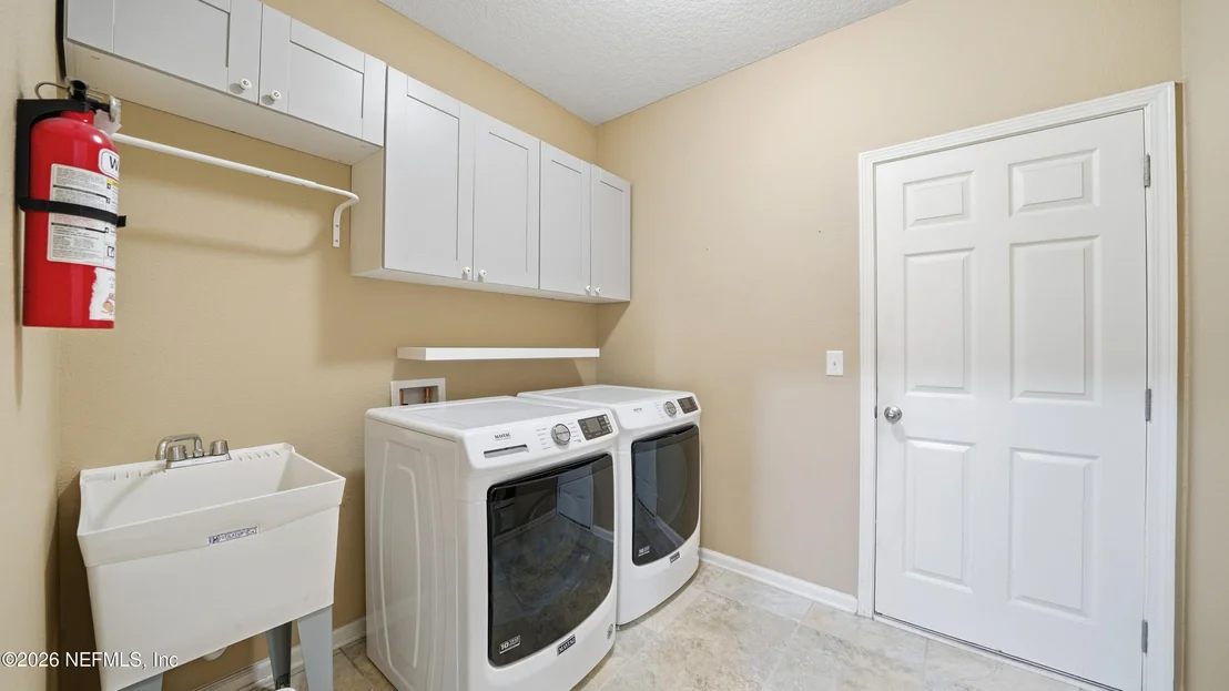 Photo of 124 CAPTIVA Drive