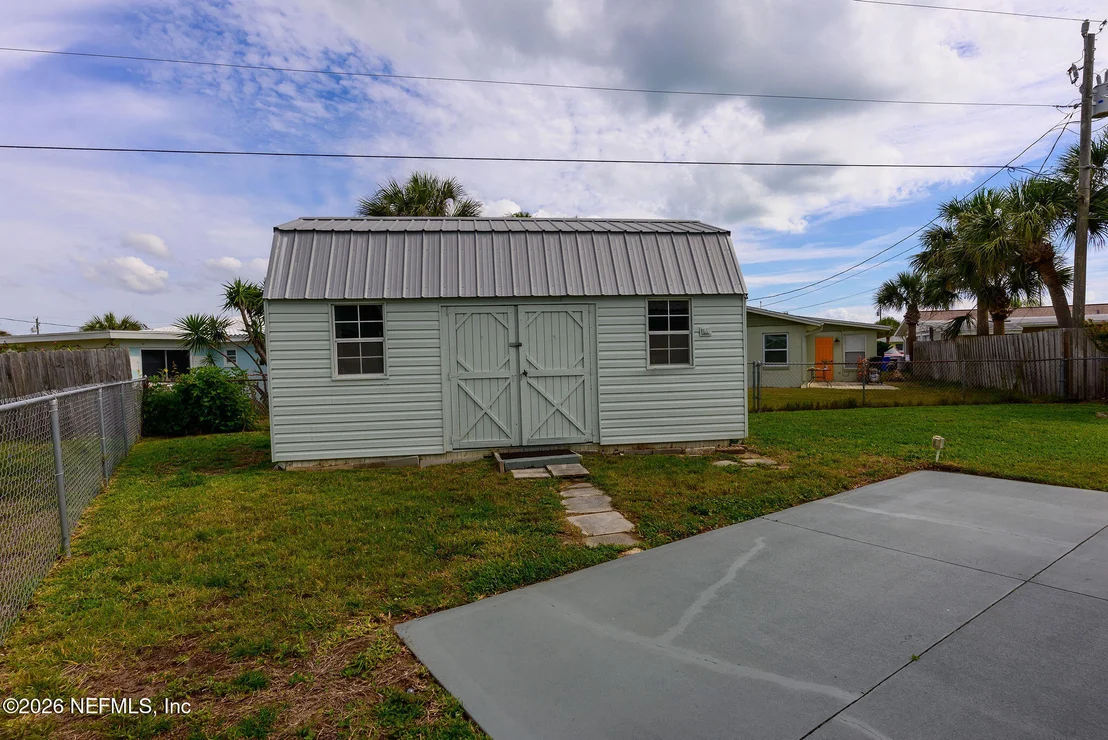 Photo of 37 BERKLEY Road