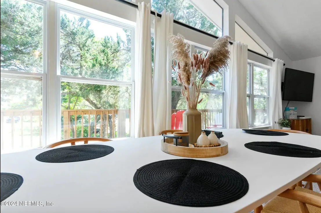 Photo of 152 MANRESA Road