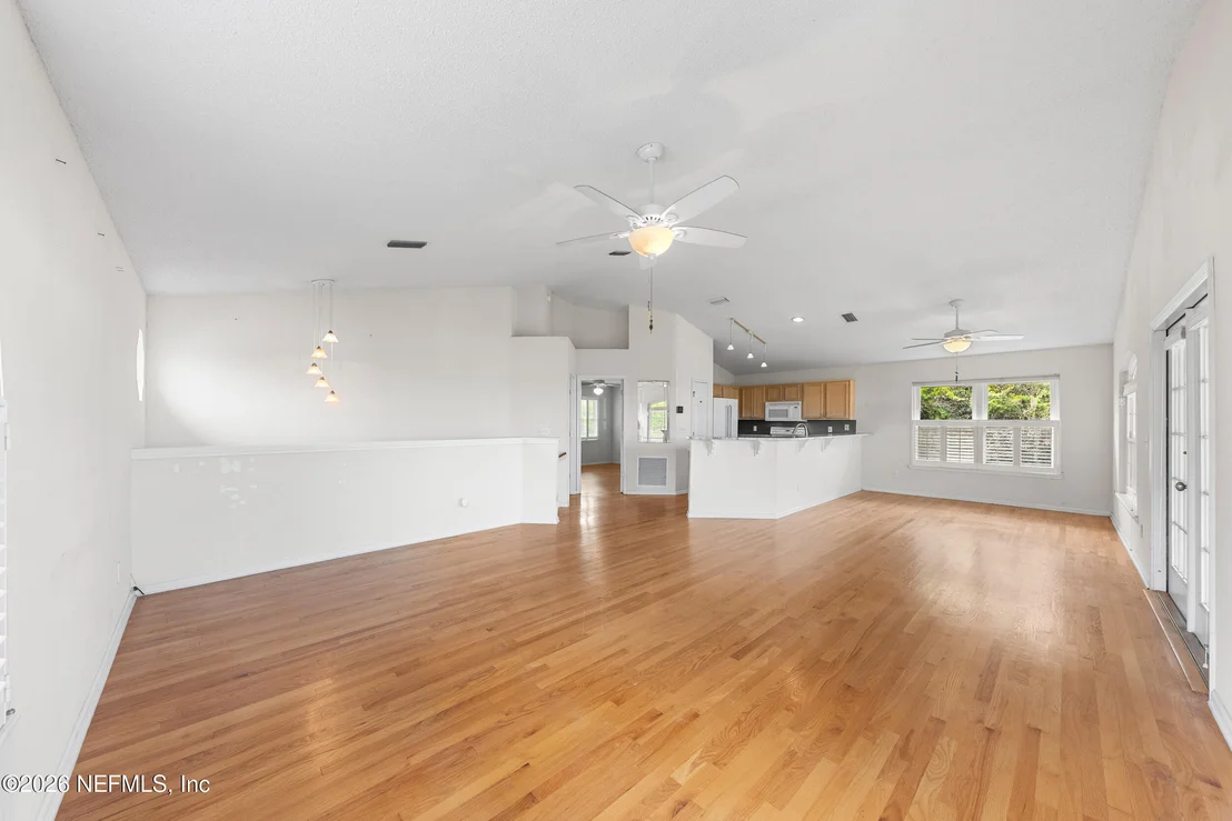 Photo of 124 BEACHSIDE Drive