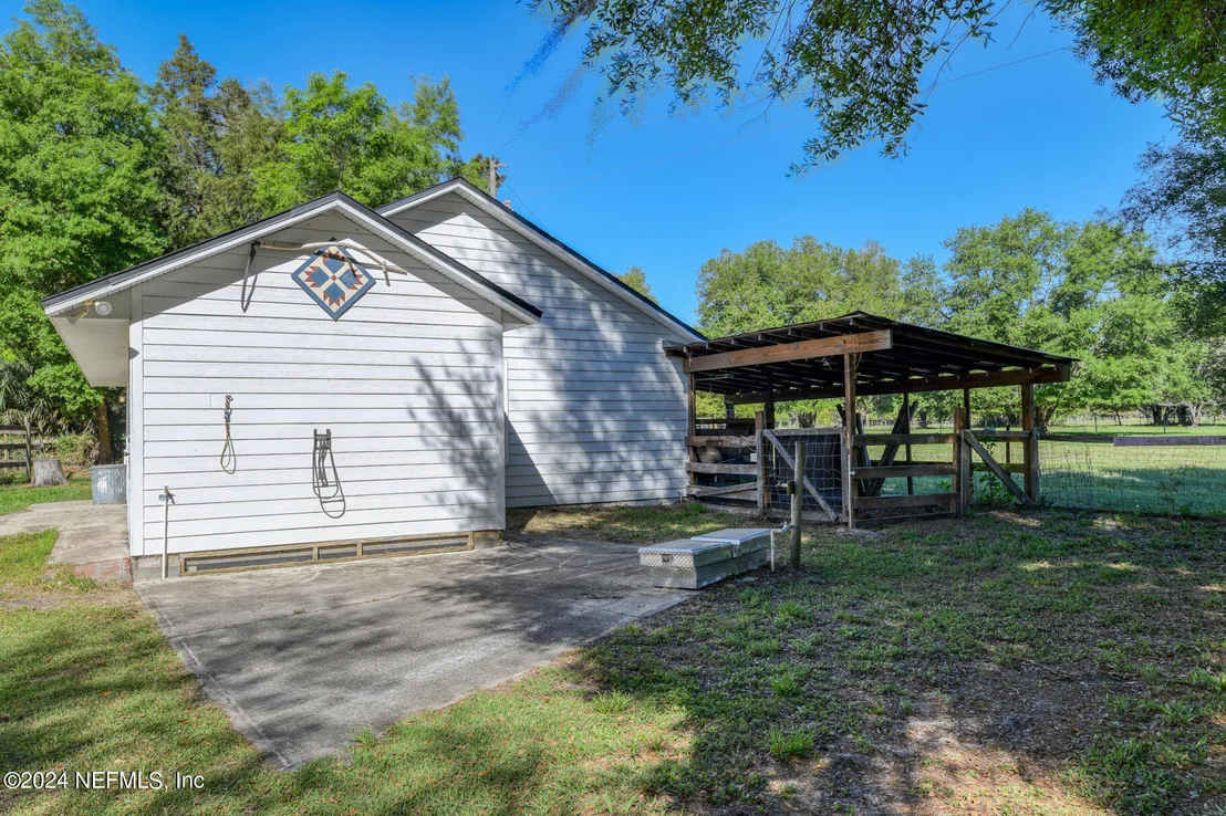 Photo of 1155 COUSINTOWN Road