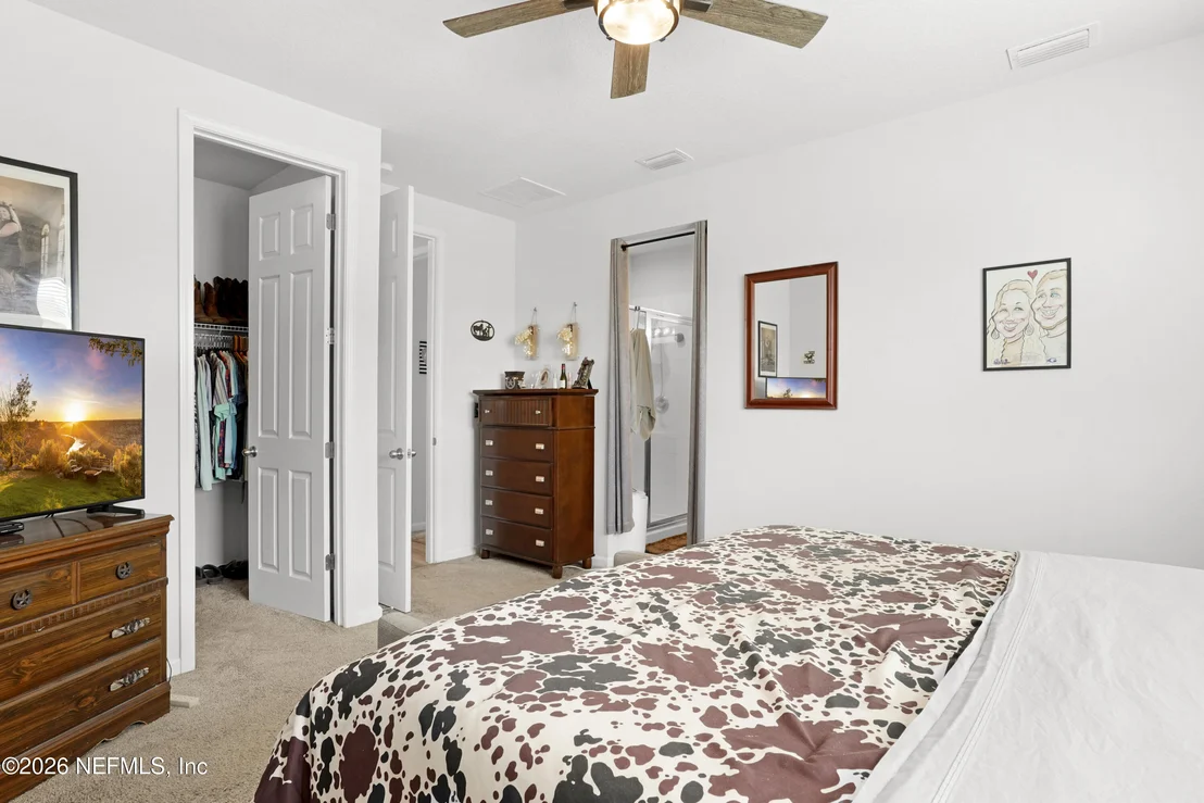 Photo of 1095 PERSIMMON Drive