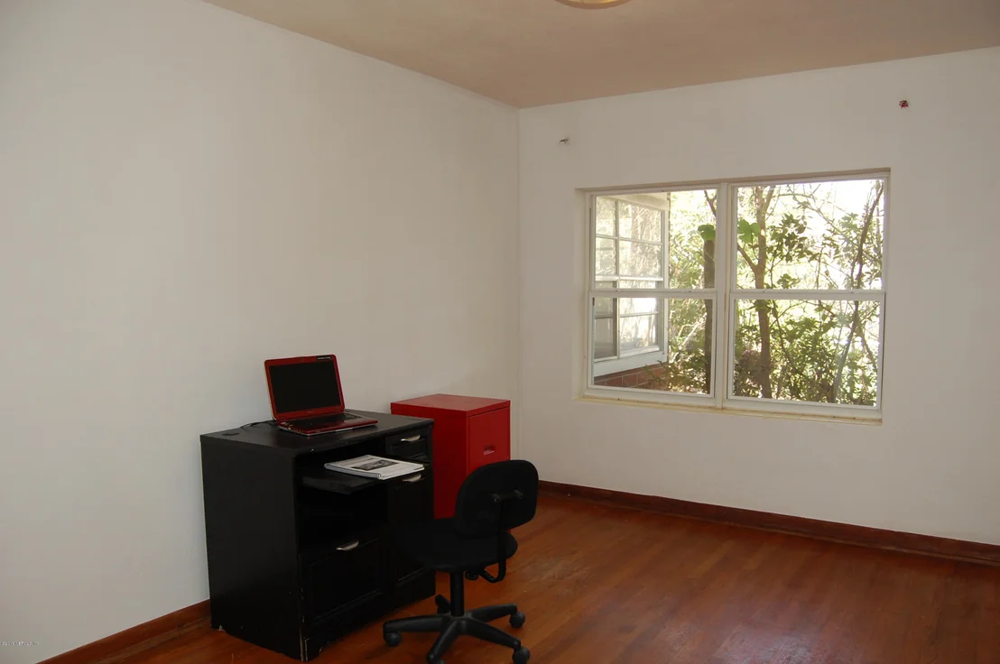 Photo of 2649 COMMUNITY Road