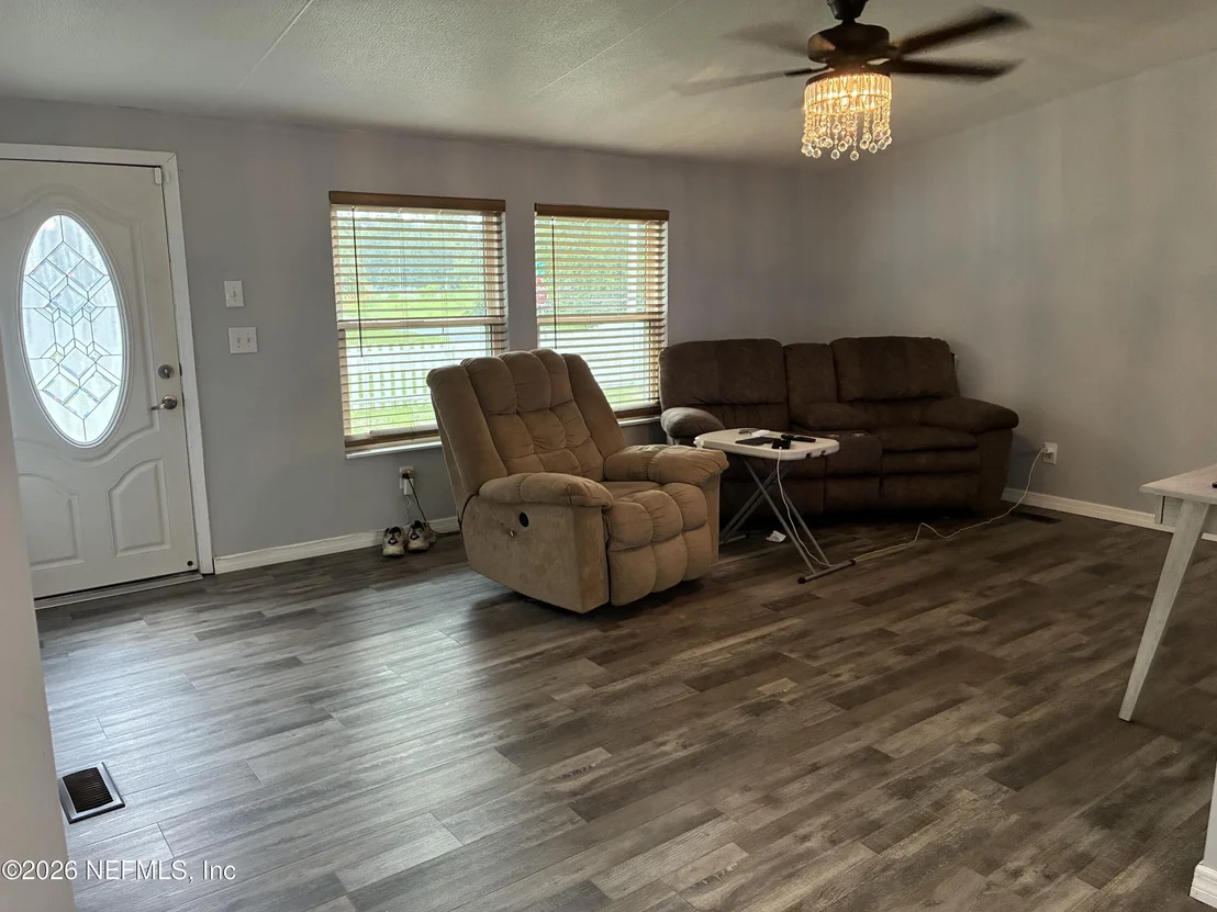 Photo of 104 REAVES Avenue